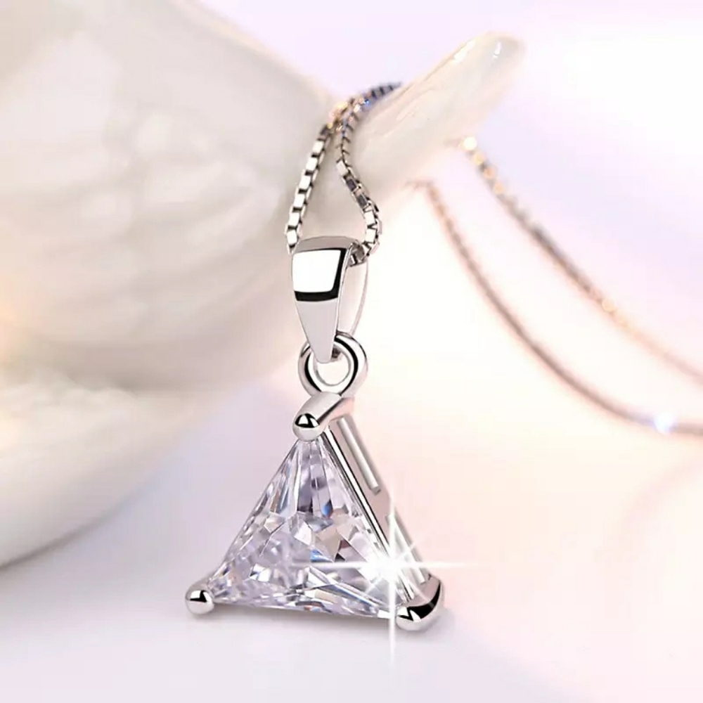 NEW S925 Trillion Cut Diamond Triangle Necklace - Picture 2 of 10